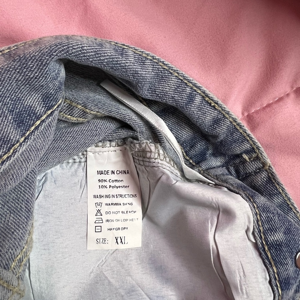 Distressed Blue Jeans - Picture 6 of 6